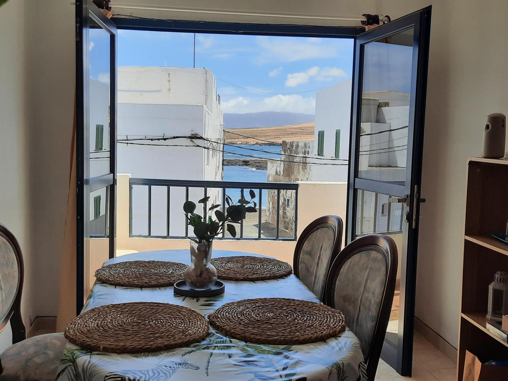 Balcon De Caleta Apartment Caleta de Caballo Ngoại thất bức ảnh